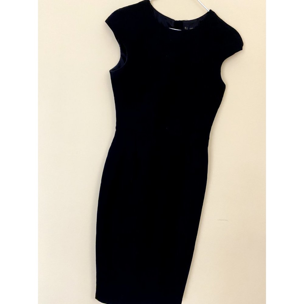 ZARA BASIC PENCIL BLACK DRESS SIZE 5